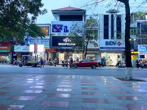Thi công biển hiệu quảng cáo tại Shop Dunk - Trần Phú, Hải Phòng